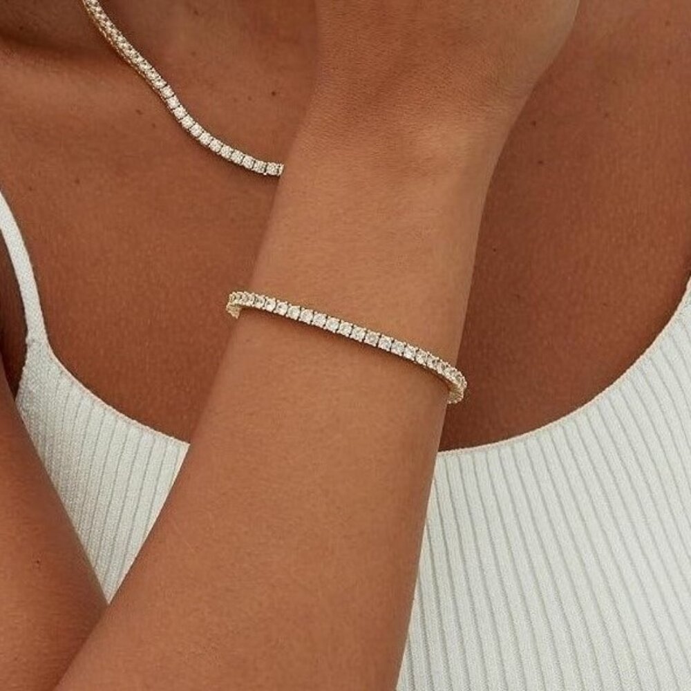 Silver Sparkly Cubic Zirconia Gemstone Bracelet